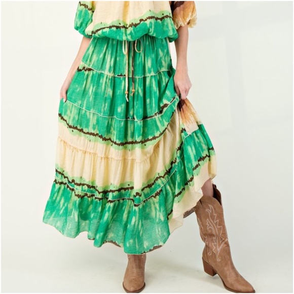 Easel Green and Cream Maxi Skirt - Picture 1 of 5